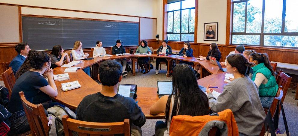 Saint Mary's College Seminar Classroom